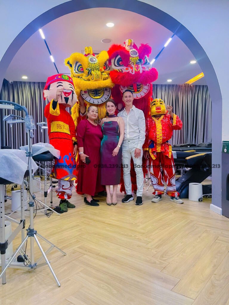 múa lân khai trương giá rẻ Sài Gòn