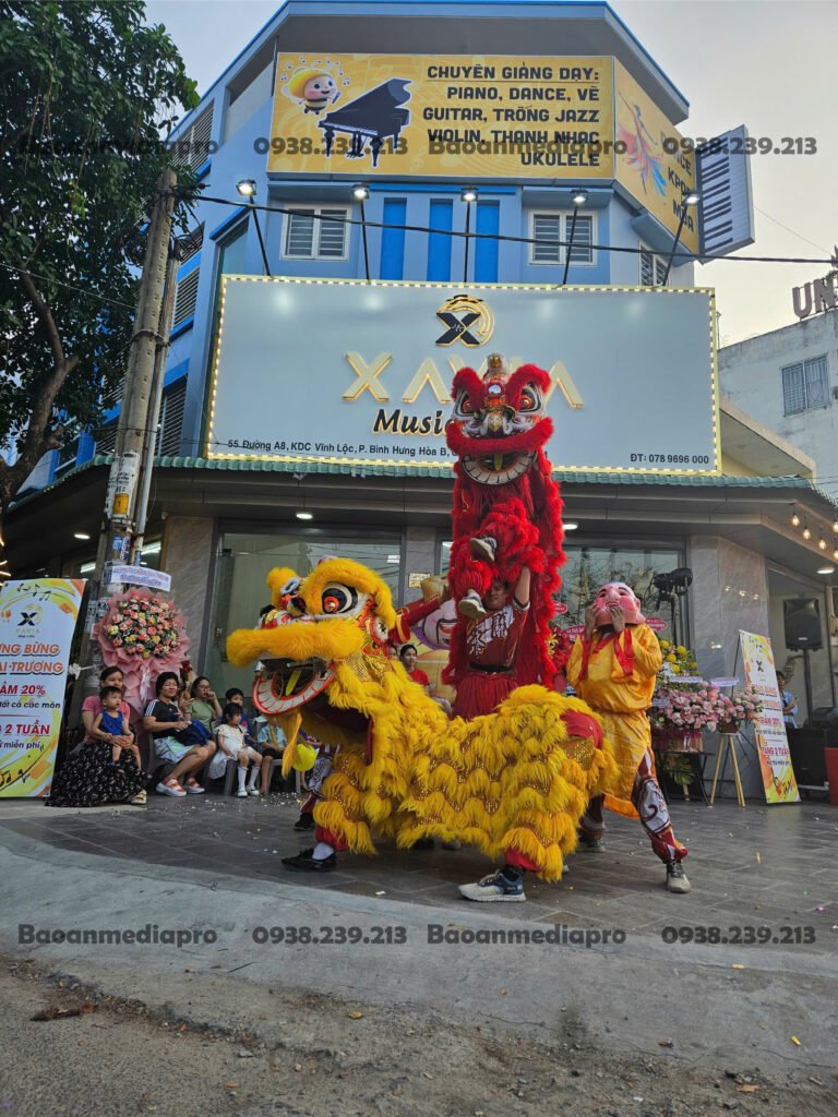 cho thuê múa lân khai trương giá rẻ Sài Gòn